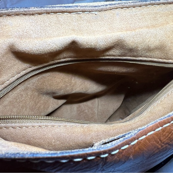 Patricia Nash Cavallina Tooled Leather Shoulder/ Saddle Handbag - Picture 8 of 12